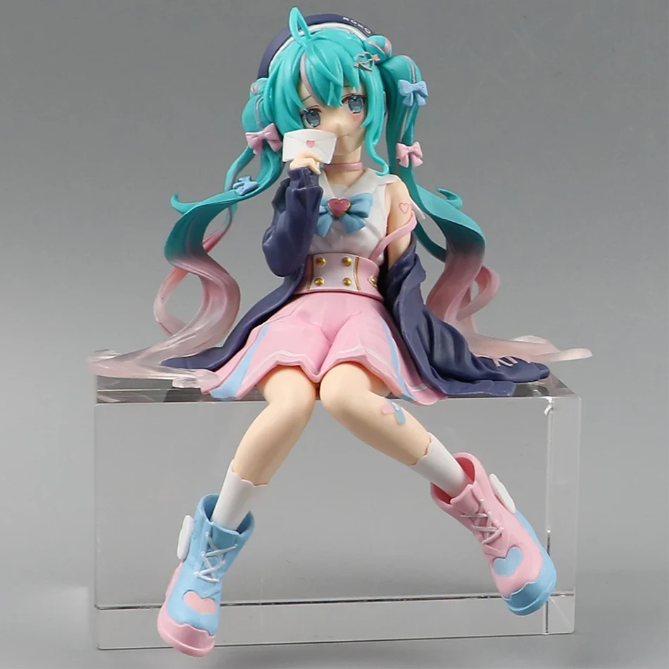 Nuova animazione Hatsune Miku Gigure seduto fatto a mano modello in PVC Action Figure Hatsune Miku modello carino giocattolo decorazione del desktop Colle