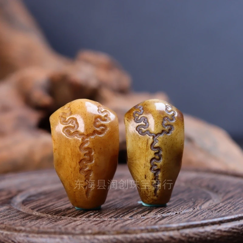 Conector de cuentas budistas de yak antiguo, accesorio de Buda, con diseño de espina dorsal de tiburón estilo tibetano, conector de tres vías de hueso espiritual.