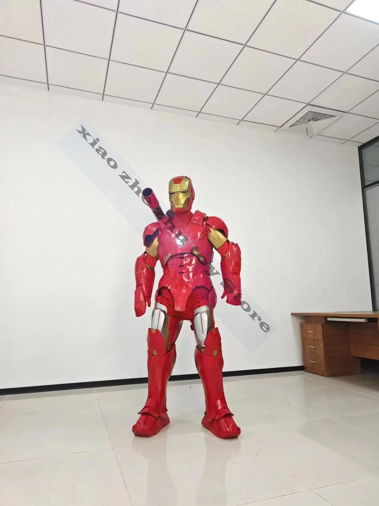 

Iron Man Real Person Wearable Battle Suit 1:1 Full Body Robot Armor Adult Mecha Cosplay Costume Christmas Gift Action Figure