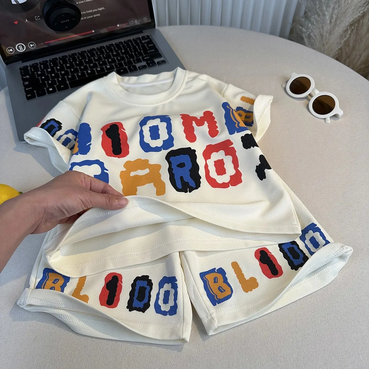 

Children's Set Summer 2025 New Fashion Boys' and Girls' Short sleeved +Short 2pcs Thin Casual Sports Clothes