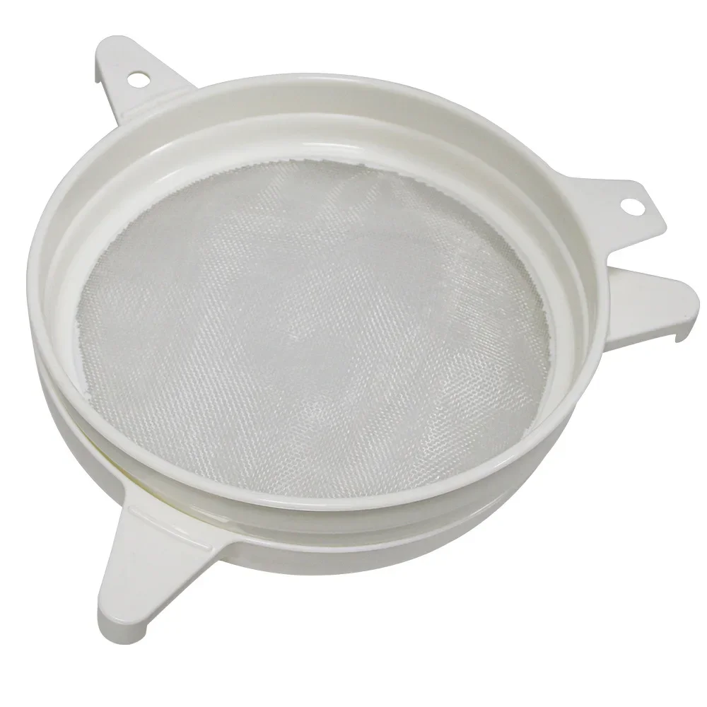 A Double Layer Nylon Filter Screen For Honey Filtration. Double Layer Bottom For Comprehensive And Fast Filtration