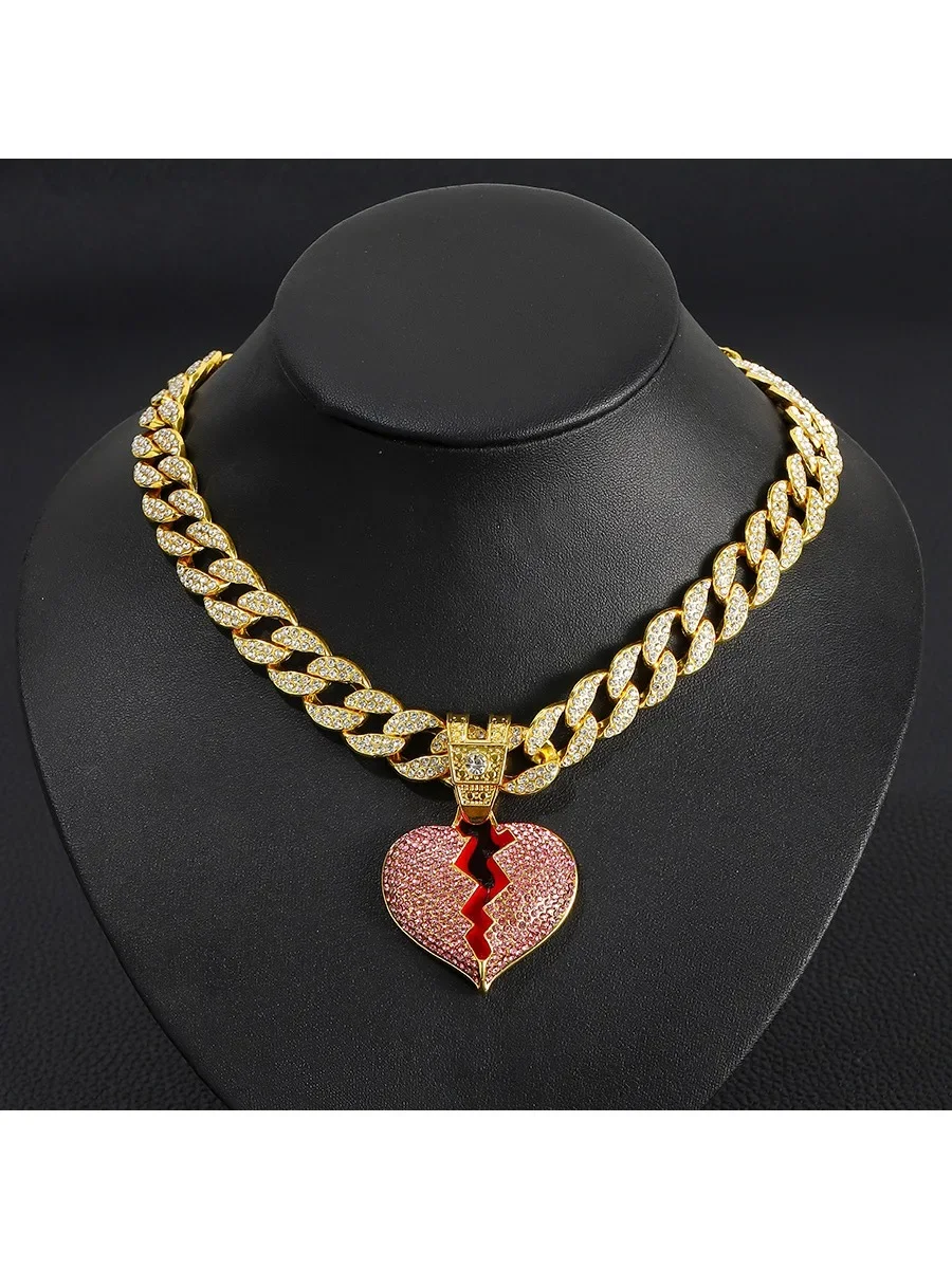 Full Diamond Pink Broken Heart Oil Pendant Necklace Fashion Love Necklace Jewelry Unisex