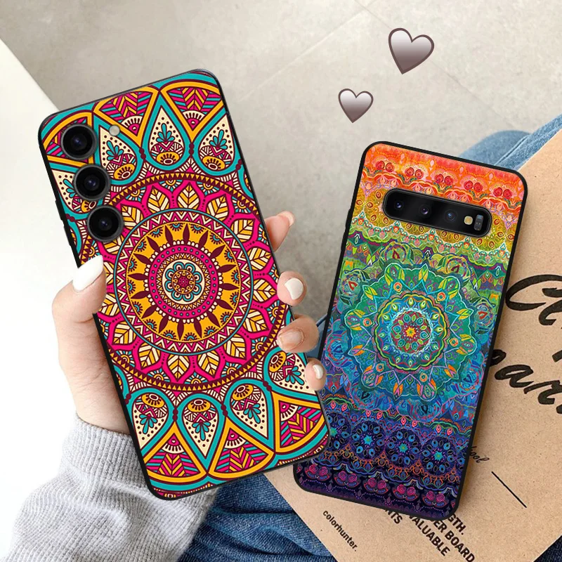 Mandala Checkered Pattern Silicone Black Phone Cases for Samsung Galaxy S23 Ultra S22 S21 S20 FE Plus Note 20 10 9 8 S10 Cover