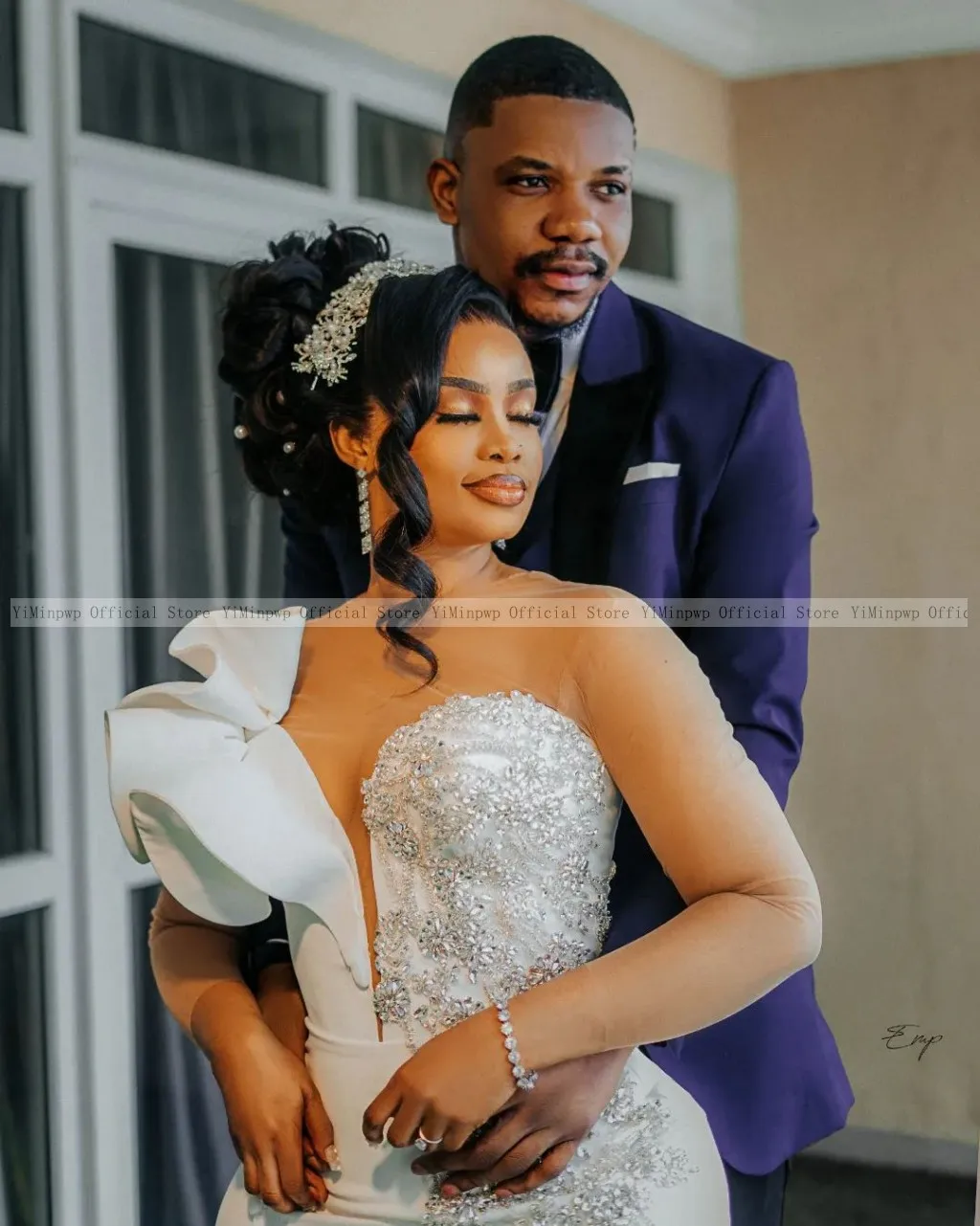 Vestidos de novia de sirena nigeriana para novia, cuello transparente, manga larga, volantes divididos laterales, vestidos de recepción de boda africanos personalizados