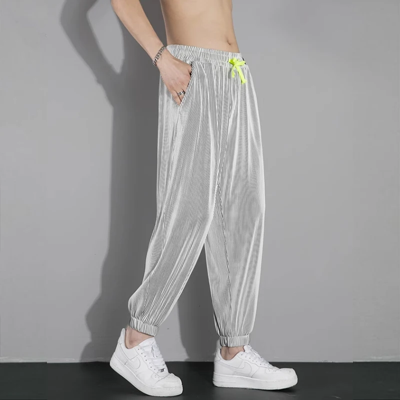 بنطلون رياضي رجالي صيفي من الحرير الصناعي، فضفاض وواسع الساق، مريح وقابل للتنفس، مصنوع من مزيج البوليستر