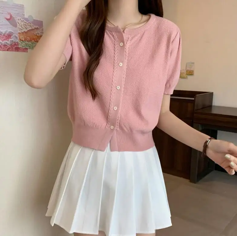 Spring And Summer New Short Sleeved Round Neck Single Breasted Slim Fit Solid Color T-shirt For Women,5 Colors