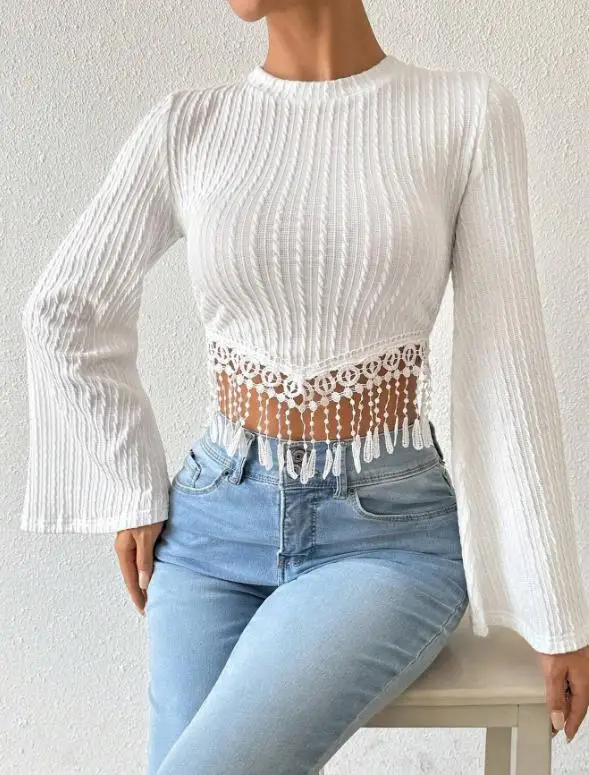 

Women's Artistic T-Shirt with Tassel Design Flared Sleeves Short Top for Autumn Winter Fashionable Casual Elegant Wear