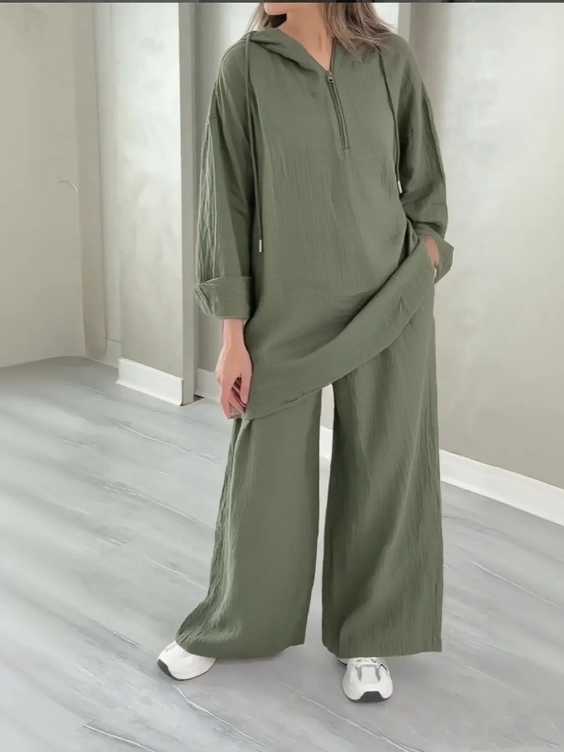 

Casual Solid Color 2 Piece Set Fashion Autumn New Loose Zipper Long Sleeved Hooded Top Elastic Waist Wide Leg Pants Set Women