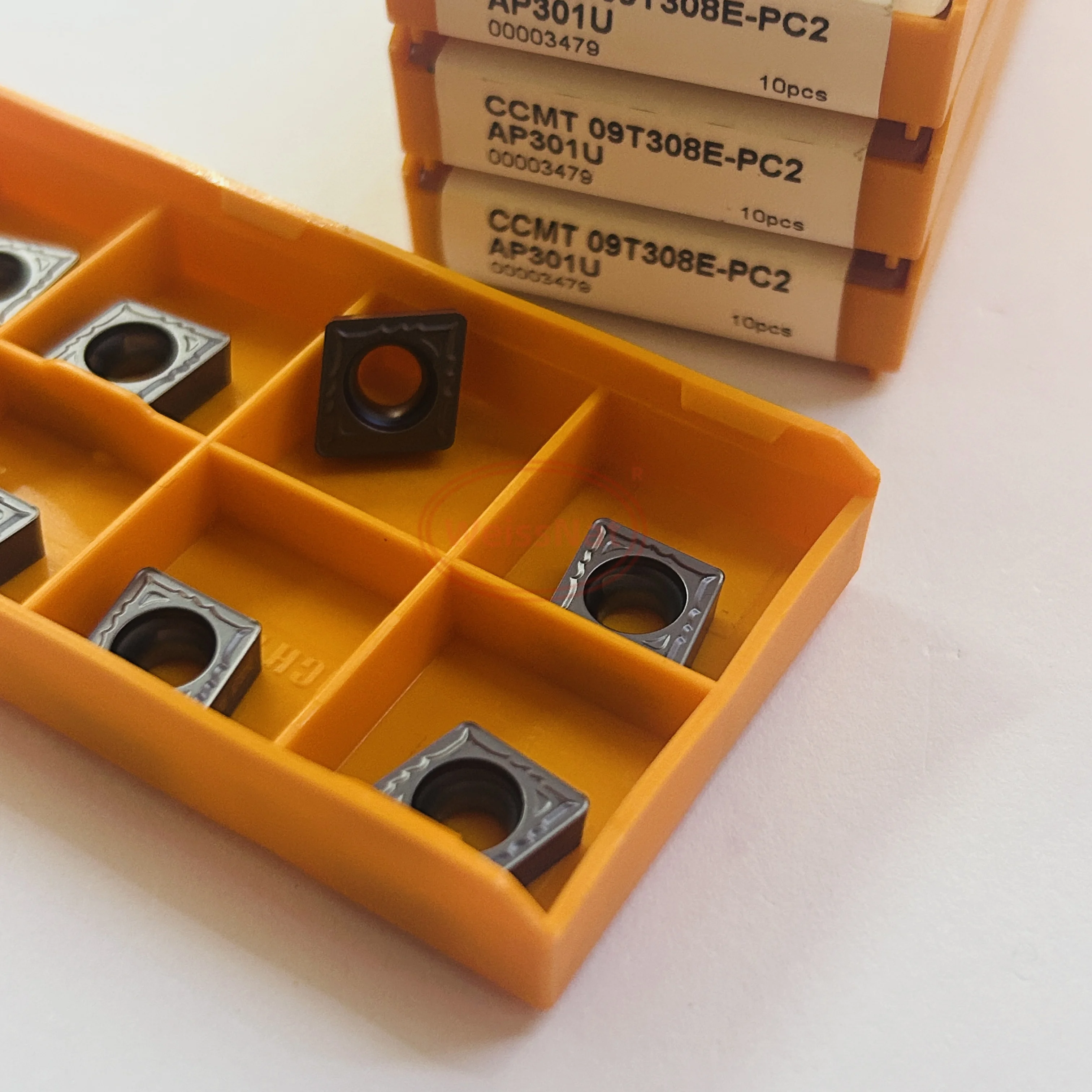 

CCMT060204E CCMT060202E CCMT09T308E CCMT09T304E-PB1 PC2 KC2 AP200U AC250P AC252P AP301M AP301U AC150P Карбидная вставка CCMT