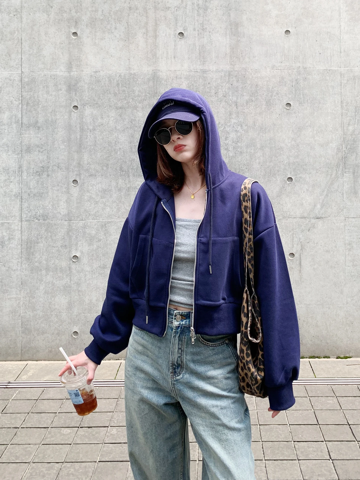 

Женская толстовка свободного кроя с длинными рукавами, классическая синяя, с двойной молнией, с капюшоном, белая, для улучшения женского образа