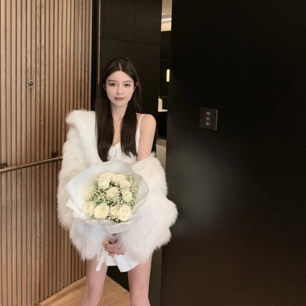 

Женское зимнее пальто из искусственного лисьего меха, тканая бархатная куртка средней длины с капюшоном, модная сетчатая верхняя одежда для младших аудиторий