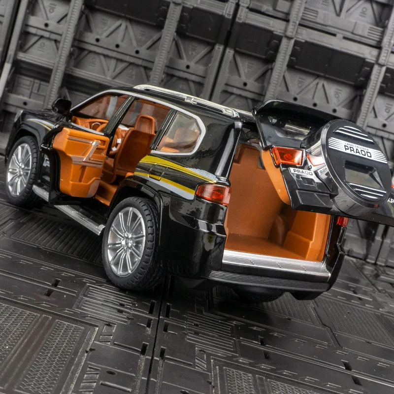 Modelo de veículo off-road de liga Prado 1:24, portas e capô do motor, o porta-malas pode ser aberto com detalhes ricos, acabamento fino