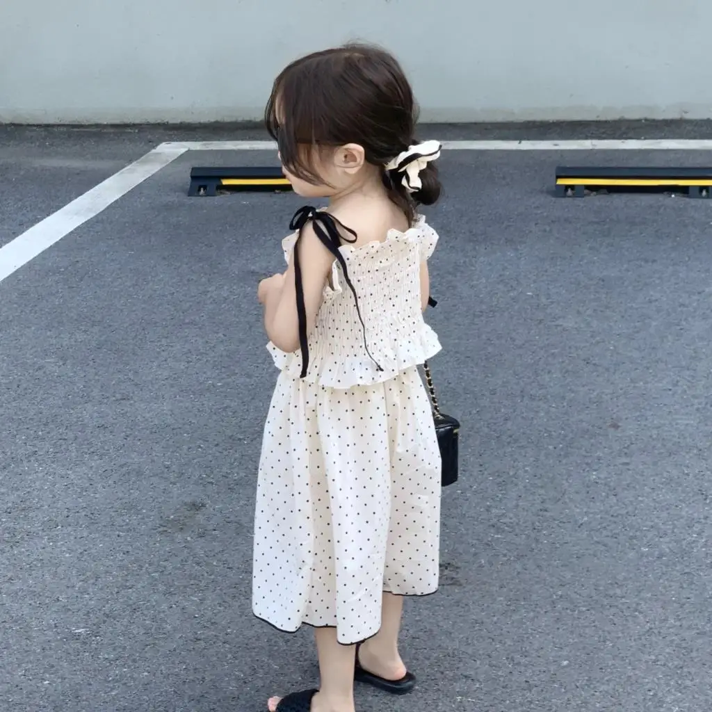 

Girls' Clothing Set 2023 Summer New Fashion Polka Dots Suit Waist Strap Top+Wooden Ear Wide-leg Pants Two-piece Suit