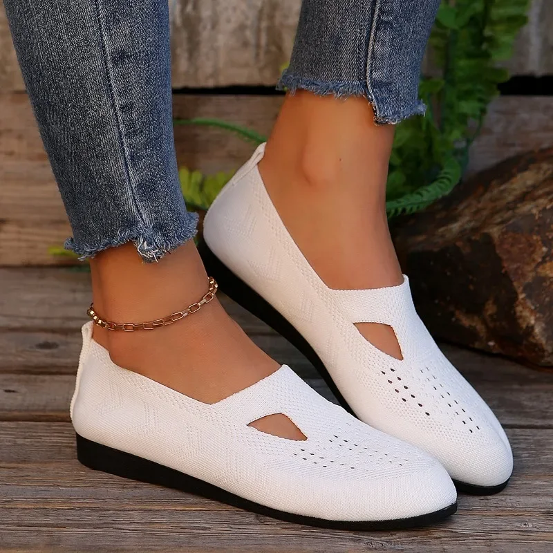 Women's Flat Shoes 2025 Selling New Comfortable Round Toe Lightweight Mesh Breathable Ballet Shoes Casual Slip-on Mom Shoes