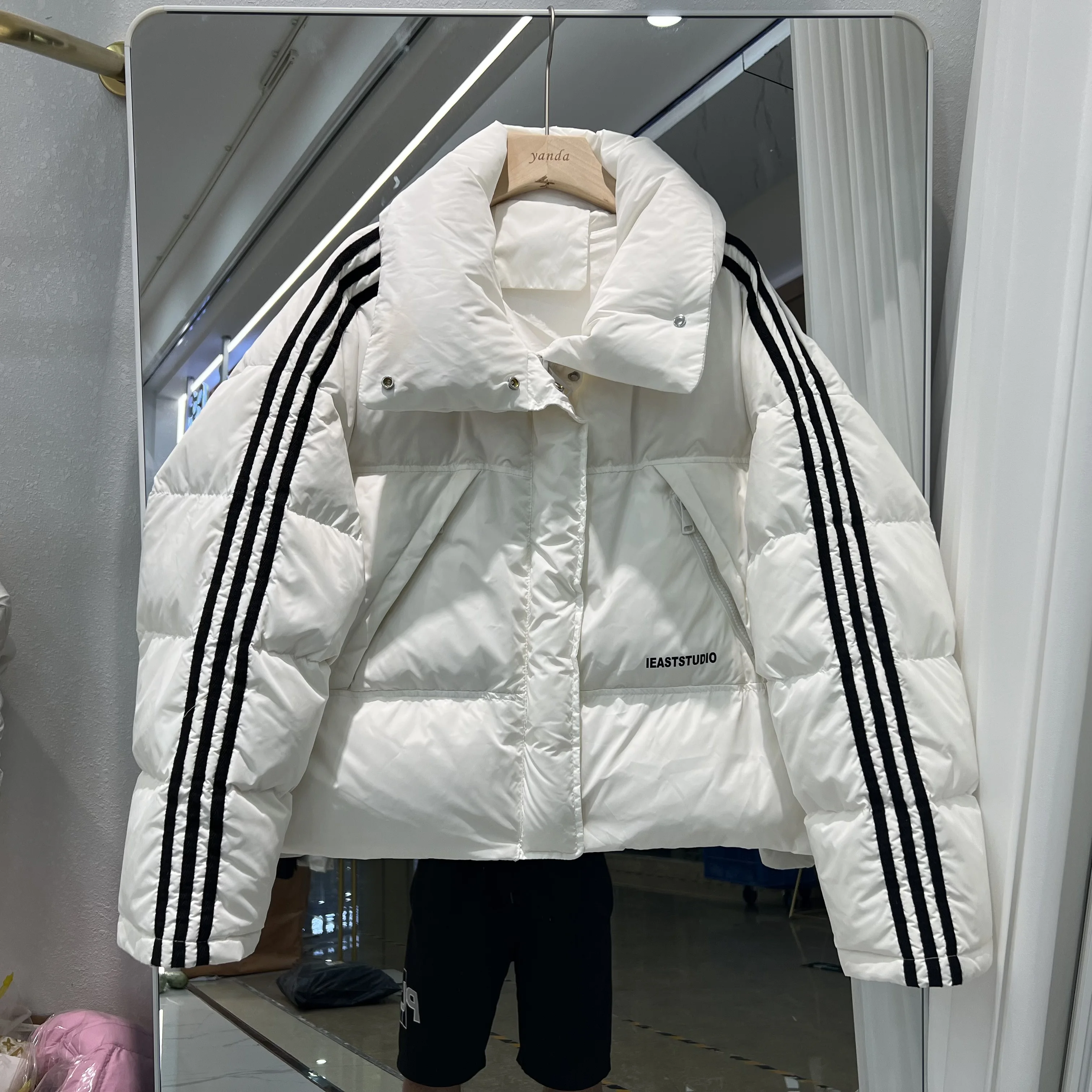 Autumn Winter 2023 New Down Jacket Women's Large Lapel Thick Fashion Long Sleeve Warm Casual White Duck Down Coat L311