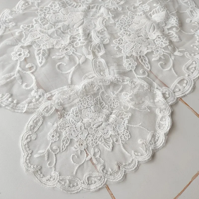 Beautiful White Lace Table Cloth Elegant Floral Embroidery Coffee Cup Dinner Plate Mat Home Decoration