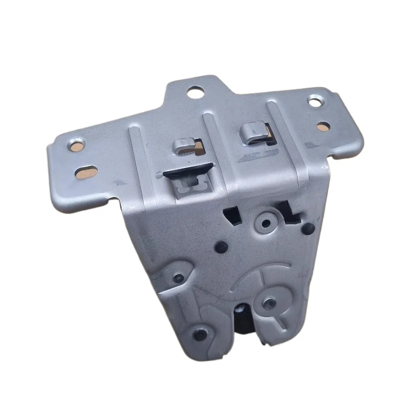 

Automobile Trunk Tailgate Center Locking Block for Geely Azkarra 2020 EmgrandL LeishenHi.P Monjaro Tugella S Brand New