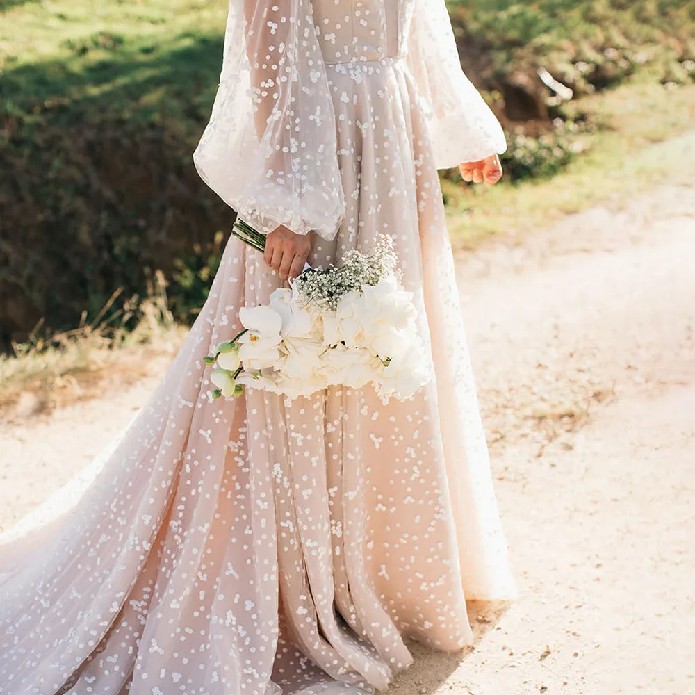 Vestido de novia con mangas largas de obispo, vestido de tul sin tirantes para exteriores, estilo bohemio rústico, línea A, para verano