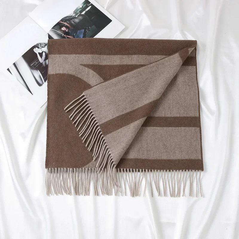 Letter Jacquard Geometric Pure Wool Scarf Tassel All-match Autumn and Winter Thickening Warm Shawl