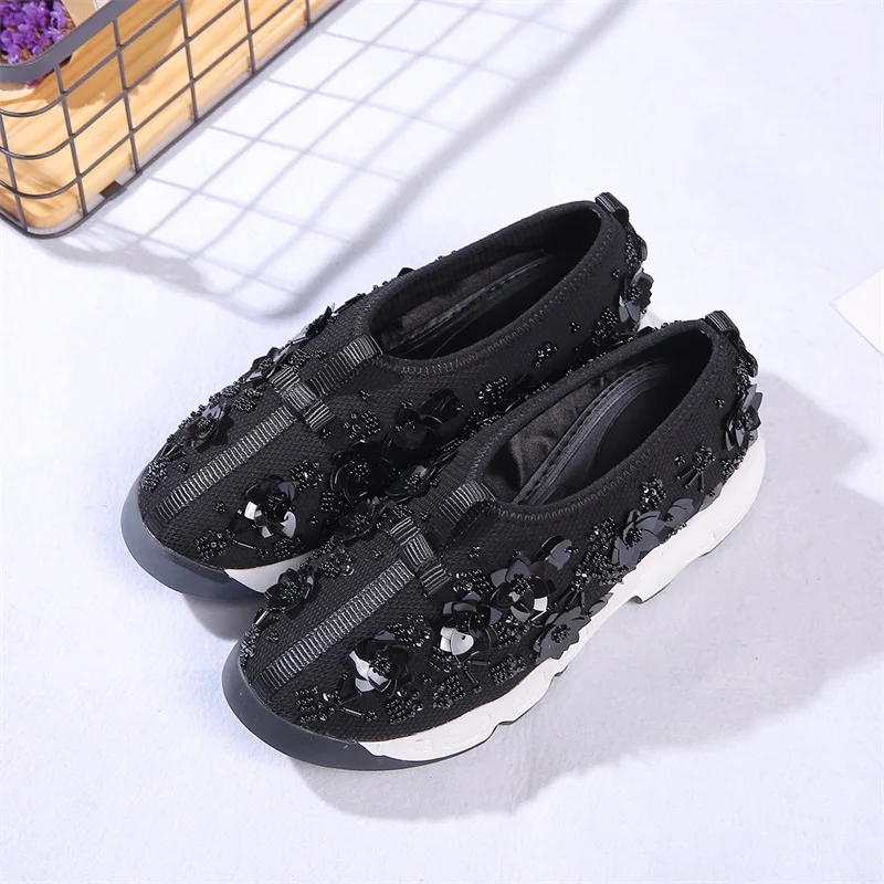 Spring Autumn Luxury Designer Crystal Women Casual Shoes Air Mesh Beaded Sequins Rhinestone Flower Sneakers Casual Flat Shoes