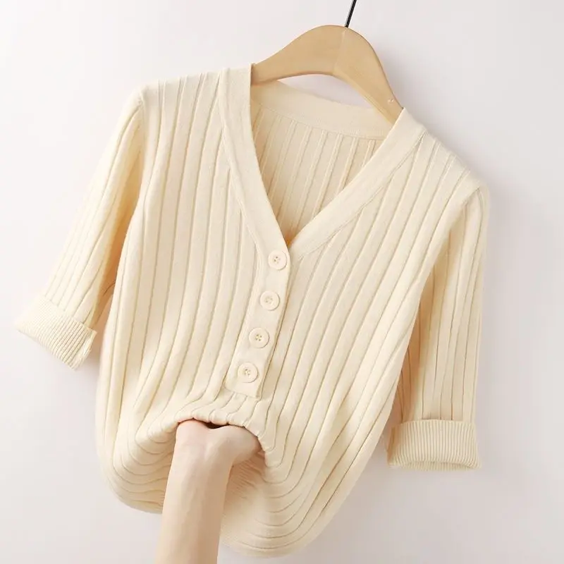 2023 New Women's Clothing Knitted Half Sleeve V-Neck Autumn Winter Fashion Casual All-match Solid Color Buttonsweet Pullovers
