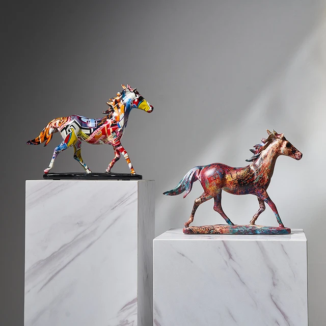 Artistic Figurine Craft Graffiti Horse Statue Resin Animal Sculpture Modern  Interior Art Home Living Room Decoration Office Desk