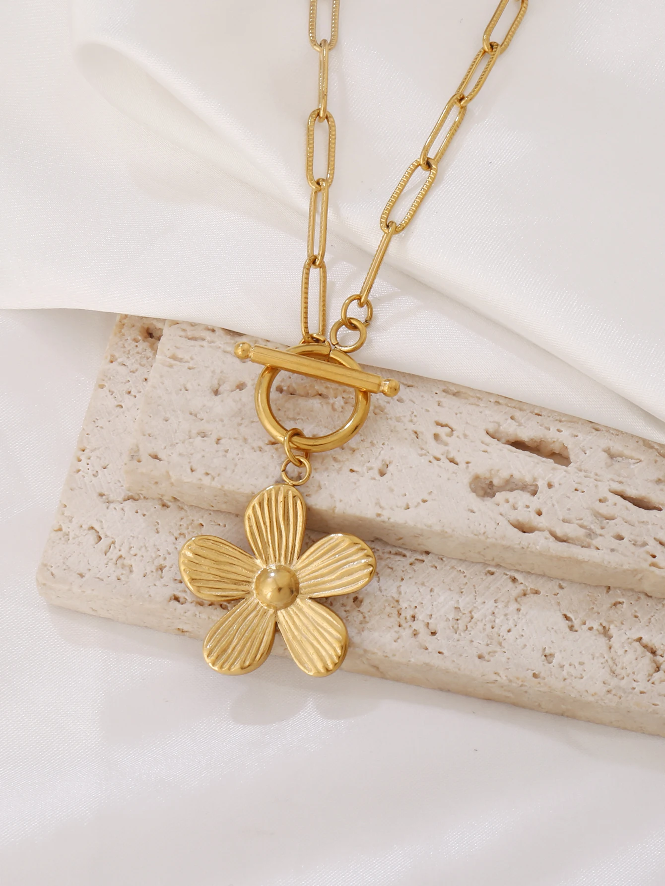 Collar con colgante de flor grande de acero inoxidable 316L para mujer, collares de cadena con dije de flor exagerada, regalos de joyería de fiesta para mujer