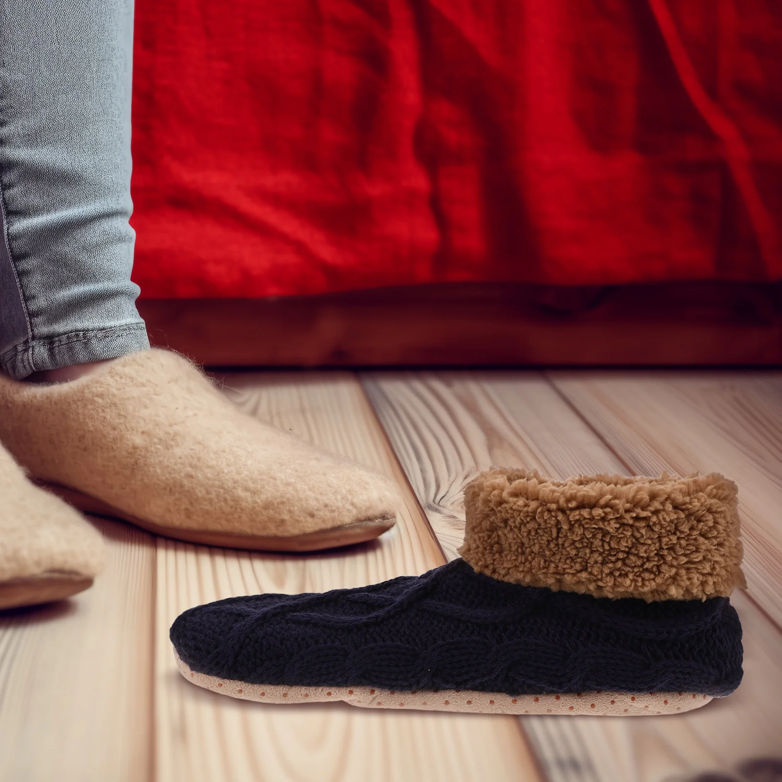 

Зимние толстые носки-тапочки, женские теплые нескользящие термотапочки, удобные домашние уютные носки для холодной погоды, женские носки 39-42