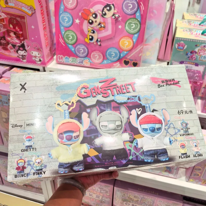 

Виниловая глухая коробка серии Disney Stitching Gen Z, кукла Kawaii, трендовая настольная шарнирная игрушка, коллекция фигурок, фигурка