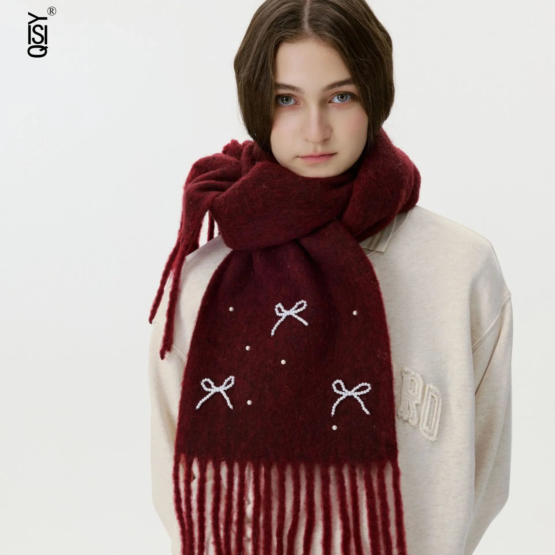 وشاح من الصوف ذو اللون الصلب المطرز على شكل فيونكة كلاسيكية، وشاح ورقبة شتوي دافئ للنساء