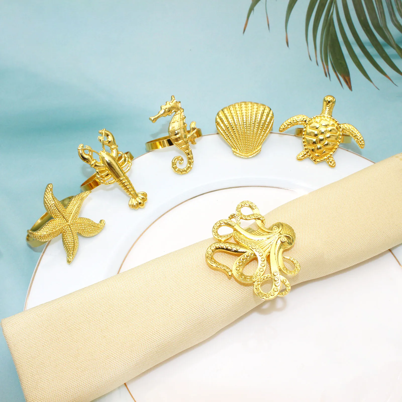 6PCS Marine Life Napkin Rings, Metal Underwater Animals Set ( Starfish Seahorse Shell), Oceanic Table Decor for Beach Wedding