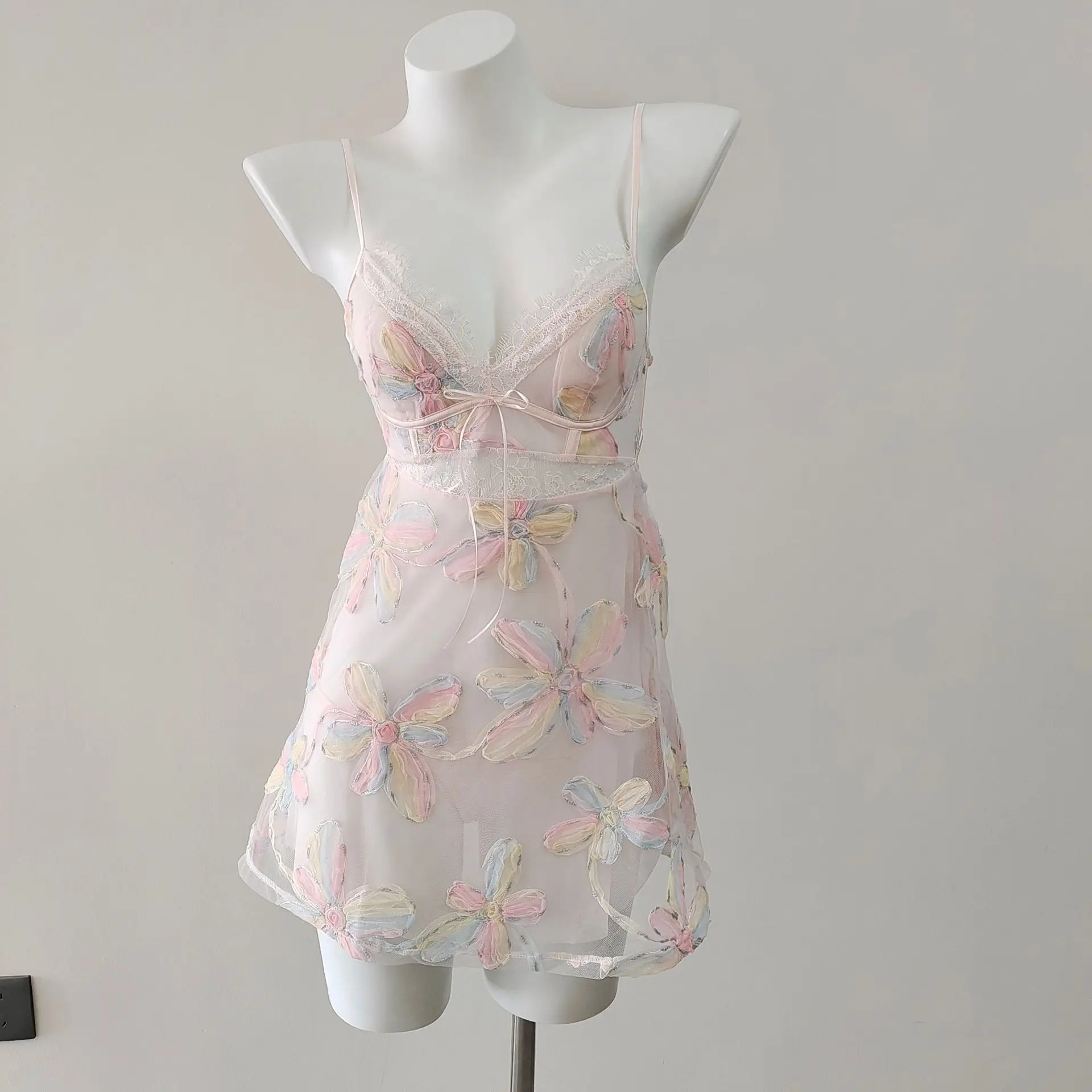

Sexy Sleepwear Women's Sleepwear Lace Embroidery Embossed Flower Suspender Nightgown With Underwear Set