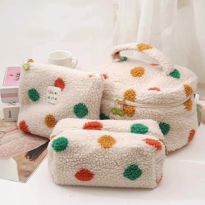 Polka dot lamb hair makeup bag Large capacity cute ins wind storage bag multifunctional travel portable plush toiletry bag