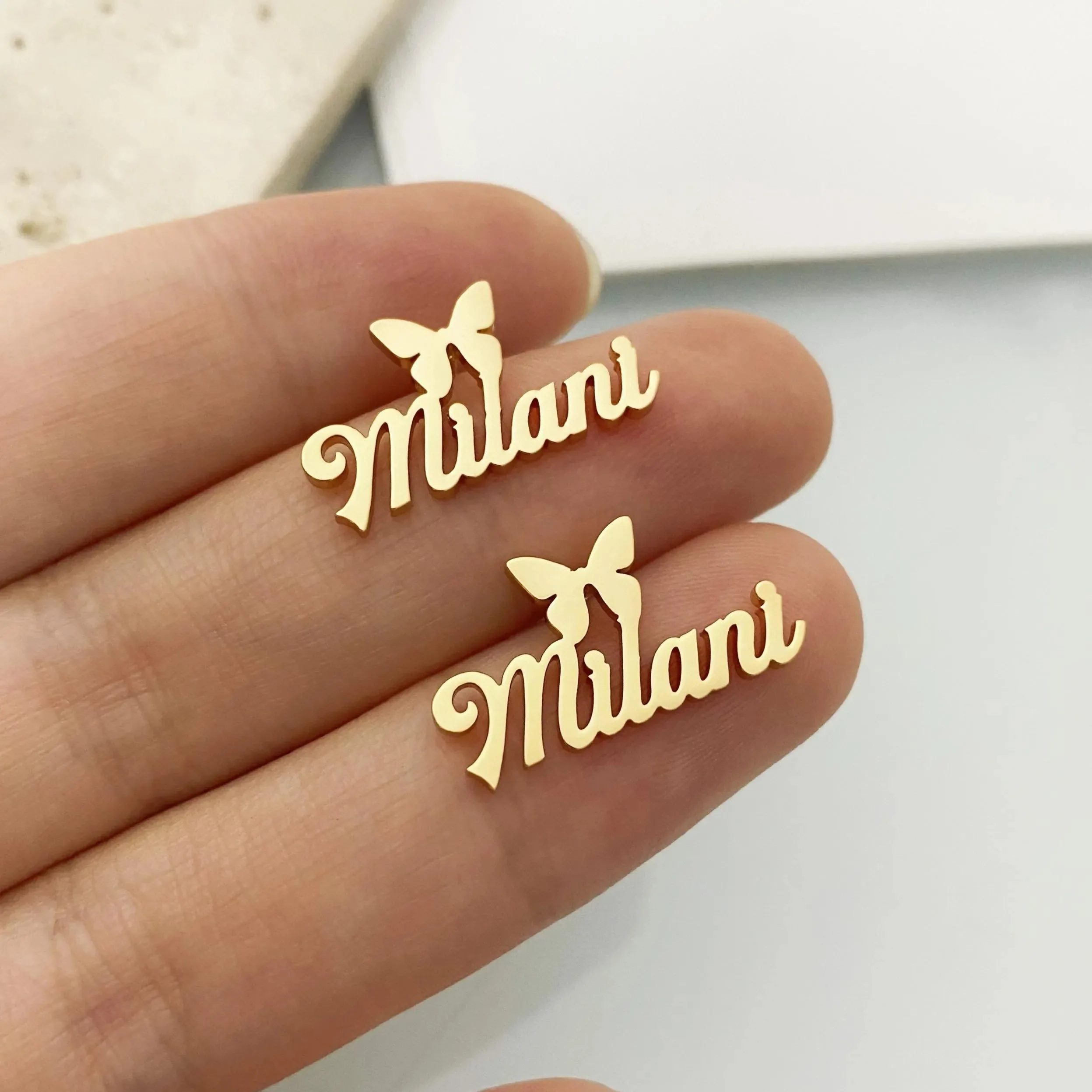 Pendientes de mariposa personalizados, pendiente con nombre personalizado, placa con nombre de corazón, pendiente, Piercing, cierre de oreja, aro, joyería de acero inoxidable
