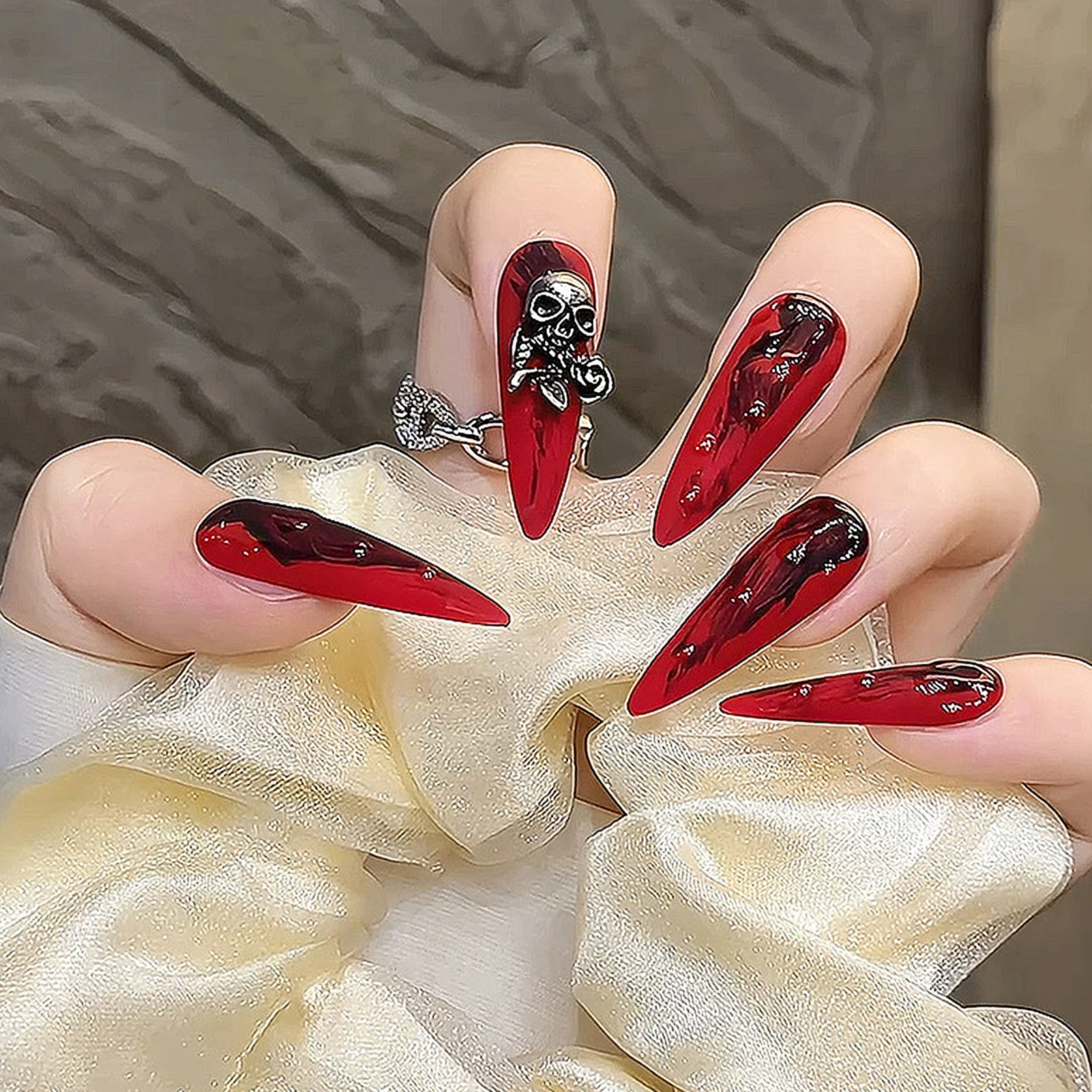 Uñas postizas de Stiletto largas Rojas hechas a mano con diseños de fantasma de Metal, manicura usable de cobertura completa para Halloween