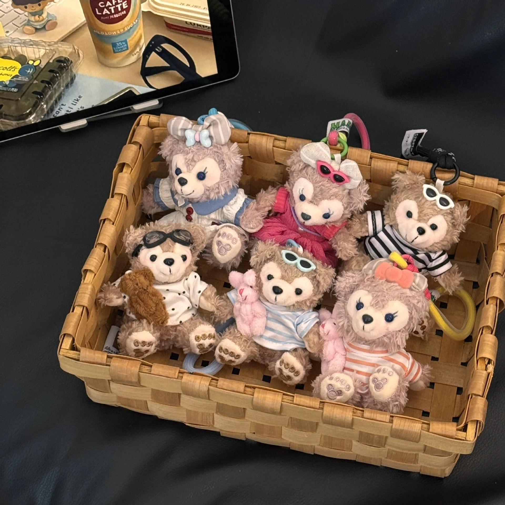 

MINISO Plush Bearing Keychain Doll Pendant Duffy Doll Couple Bag Pendant Doll Girl Gift Fashion Trend Versatile Bag Accessories