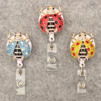 Nuova lega di zinco diamante coccinella retrattile porta badge infermiera medico studente mostra carta d'identità clip porta badge