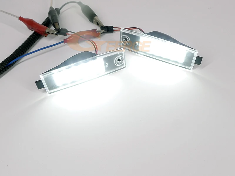 For Toyota HiAce RegiusAce Ventury H200 200 Series 2005-2014 Ultra Bright Led License Plate Lamp Light No Error Car Accessories