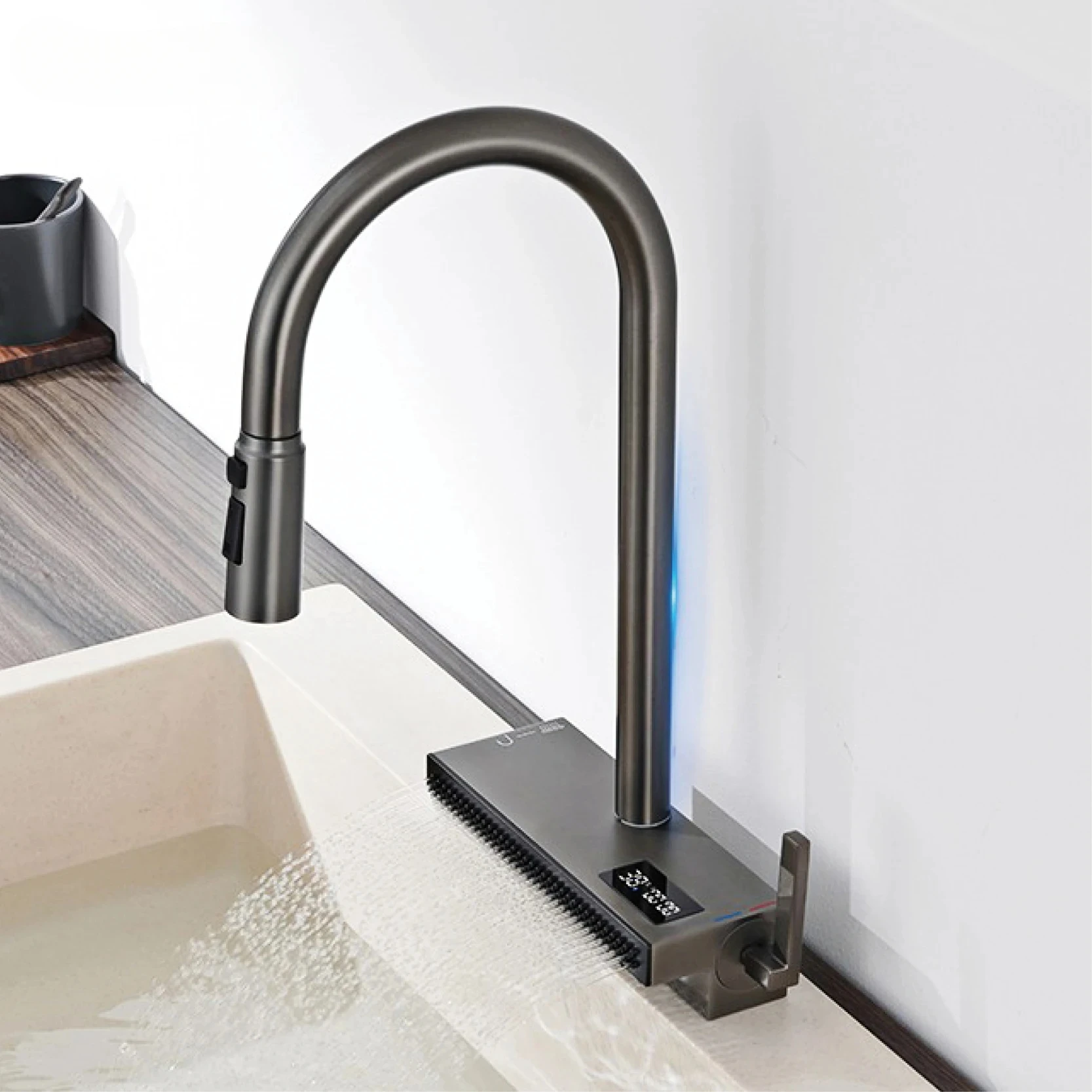 

Copper digital display kitchen faucet with single-hole pull-out design, ceramic valve core for both cold and hot water