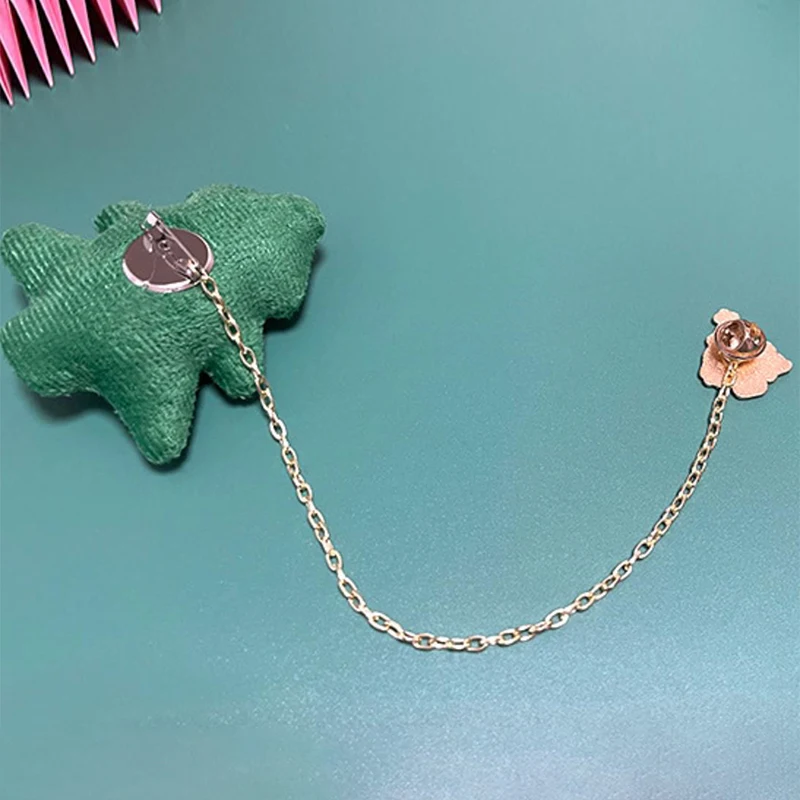 Мультяшная Рождественская елка, снеговик, кукла Лось, плюшевая брошь-цепочка, эмалированная булавка из сплава, сумка для одежды, плюшевая брошь, рождественские подарки