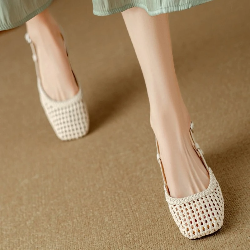 French Square-toed Woven High-heeled Sandals 2026 Summer New Skeletonized Fashionable Leather Fabric Mid-heel Women's Shoes