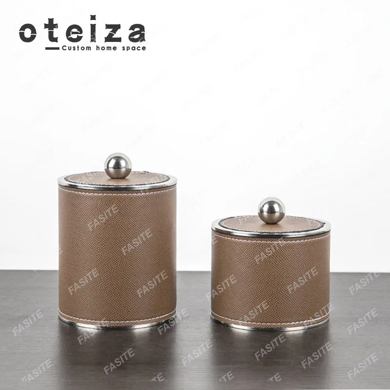 Modern simple metal leather round storage jar model room decoration high-end leather storage tissue box