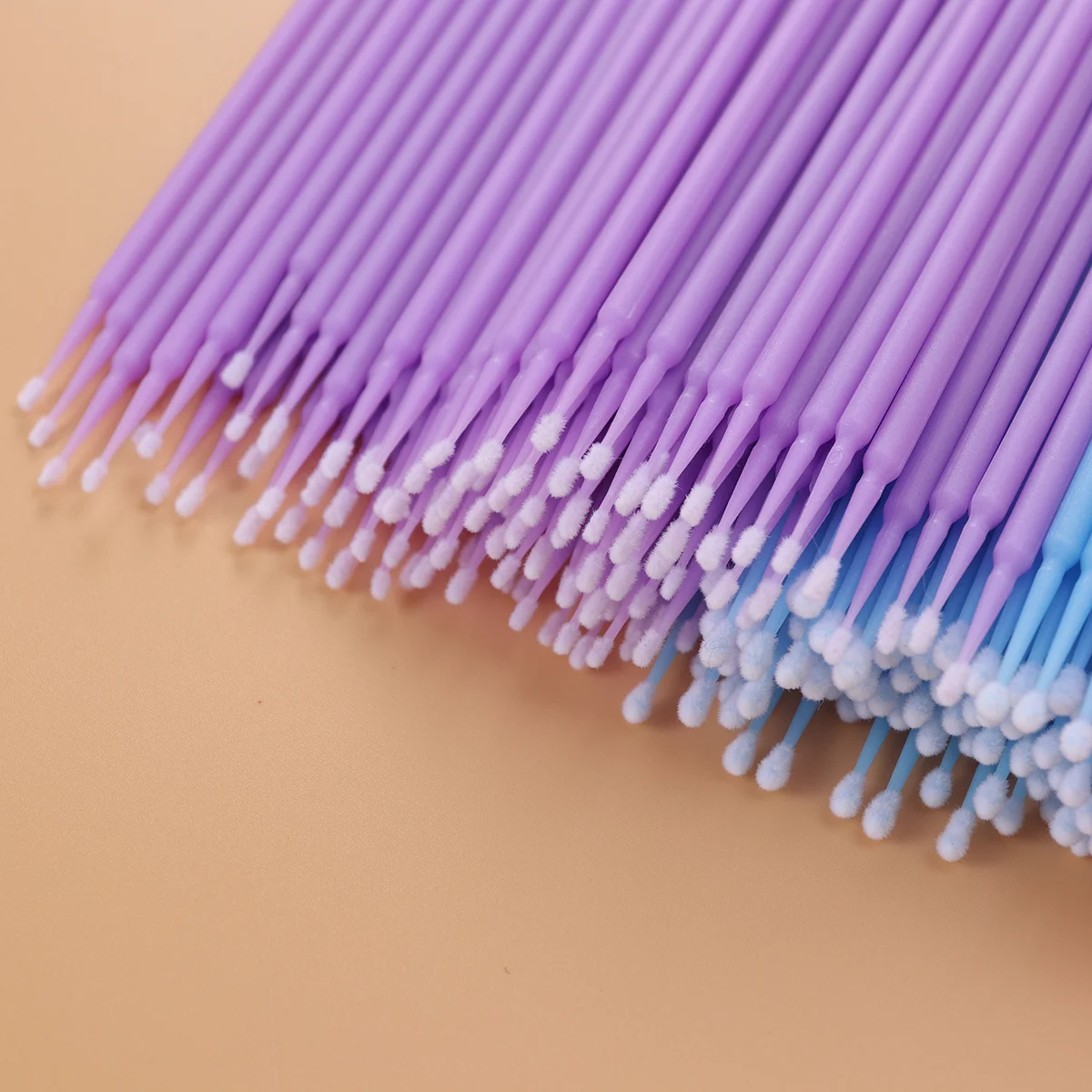 

300Pcs Small Head Cotton Swabs Micro Applicator Brush Eyelash Extension Micro Brush Nail Art Crafting Disposable Makeup Tools
