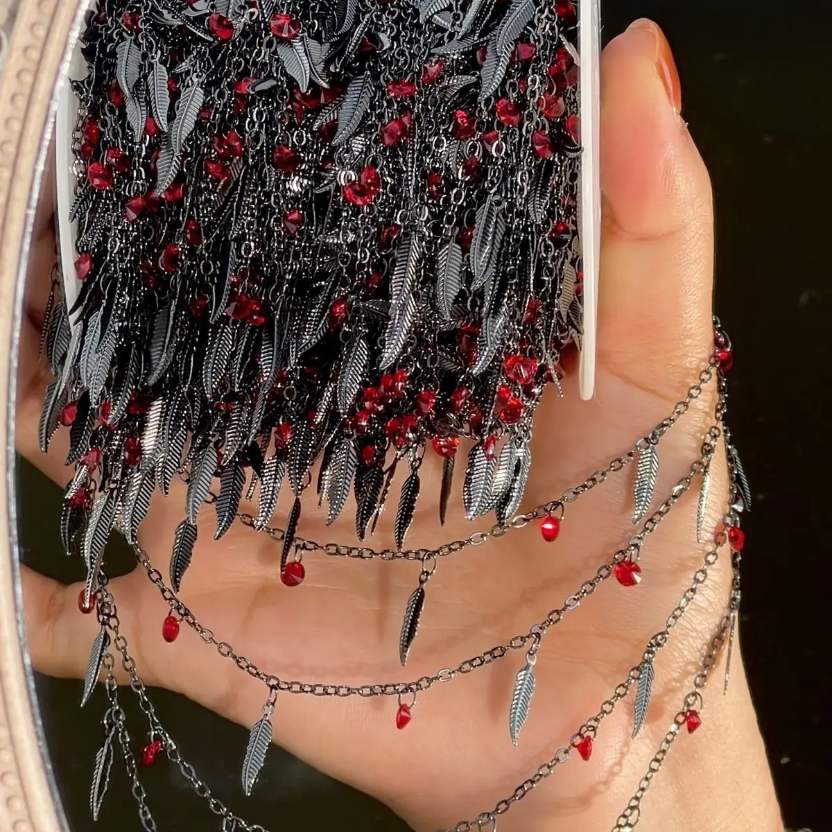 Neue 0,5/1/2 Meter Rote Zirkonia Feder Kupfer Verkleidet Eisen Gunblack Ketten Link für Armband Halskette DIY Schmuck Machen Zubehör
