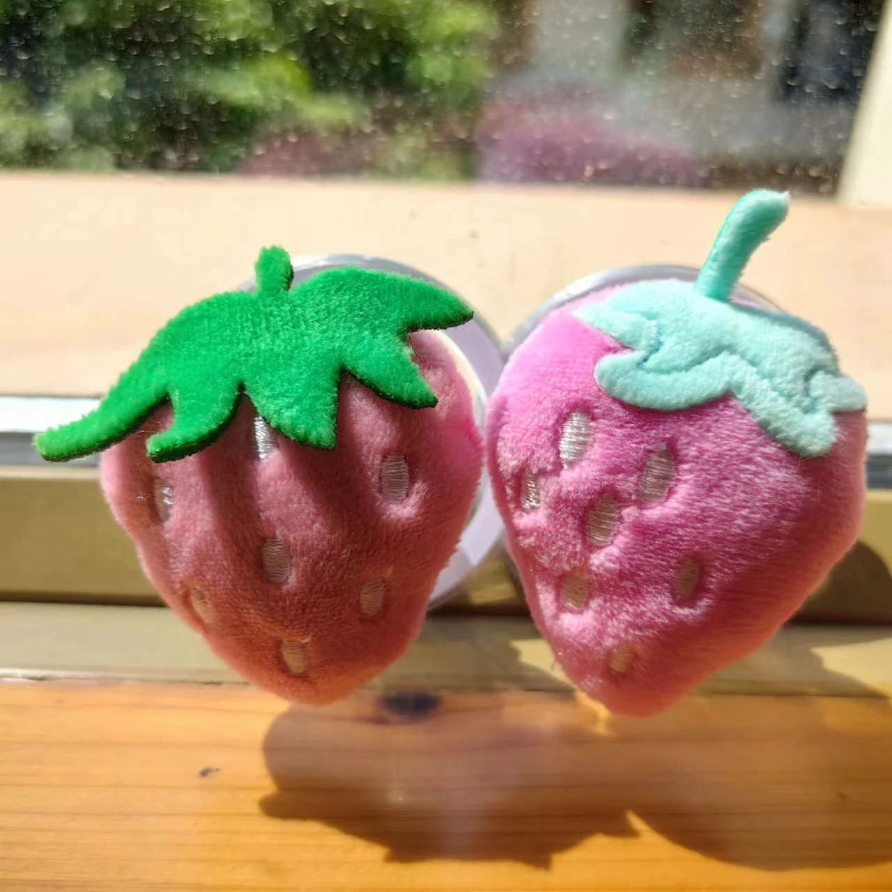 

Korean Plush Pink Strawberry Magnetic Griptok Bracket For iPhone Universal Flower Phone Holder Smart Tok Stand For Magsafe