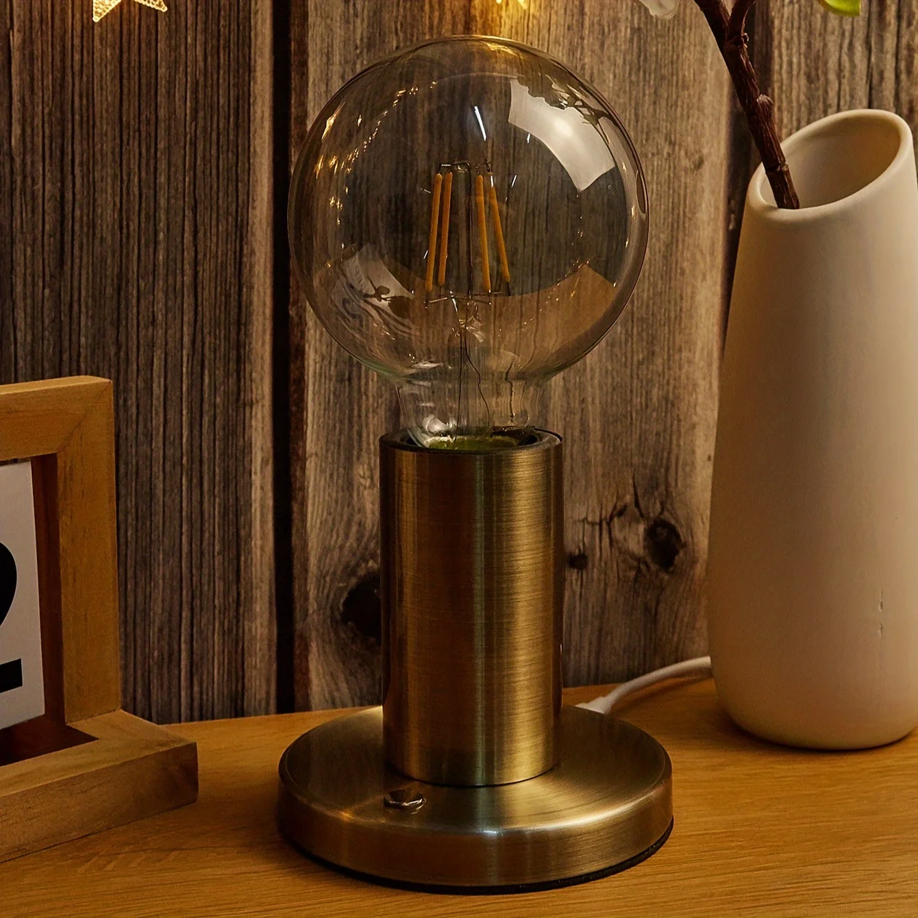 1pc Modern Table Lamp Electroplated Brushed Brass with Touch Stepless Dimming Charging Indicator Light Metal Base USB Powered