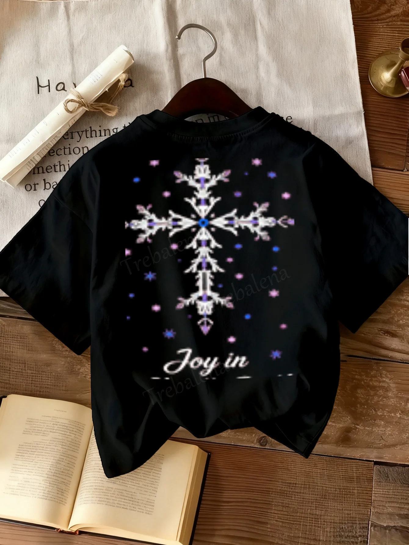 

Women T-shirt Sexy Snowflake Print T-Shirt for Women, Joy in Winter Style