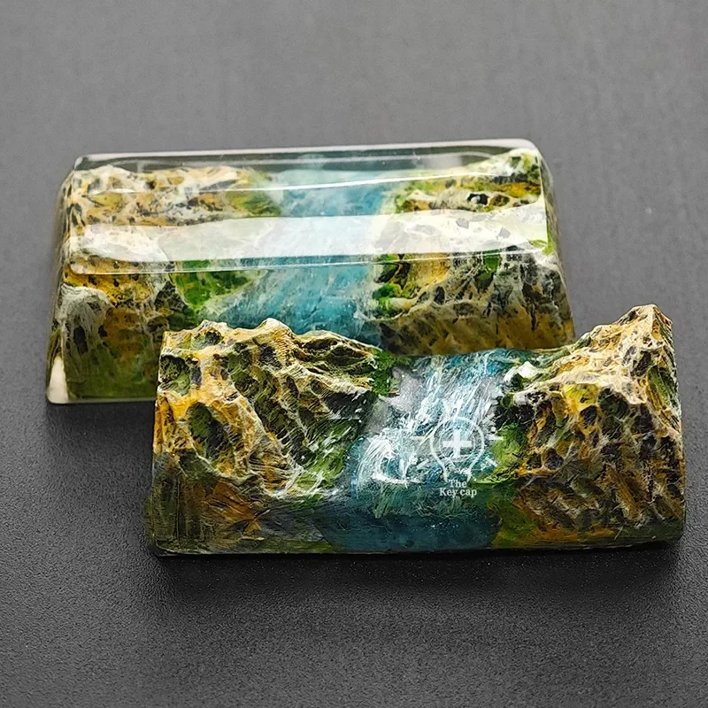 

Mechanical keyboard autumn jungle mountain Epoxy resin keycap personality sa height MX return shift light transmission