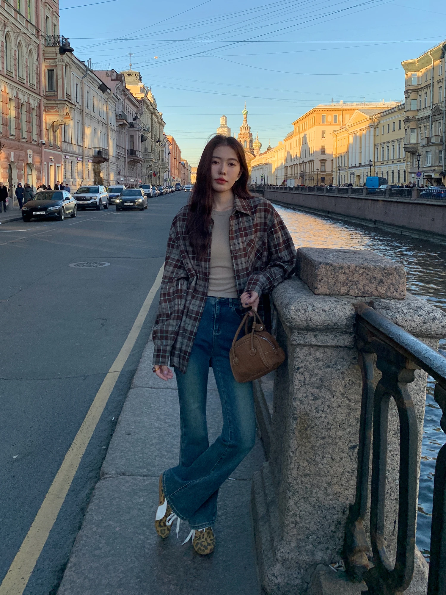 

Женские джинсы-клеш с высокой талией, новые, длинные, в пол, повседневные, из эластичного хлопкового денима, на молнии, осенние, женский крой