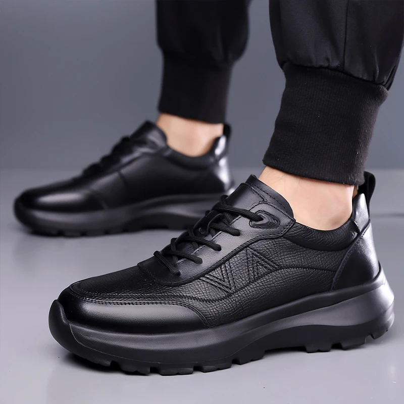 Anti slip Shock absorbing Wear resistant Soft sole Breathable Waterproof Mens casual shoes New model Best selling Stable grip